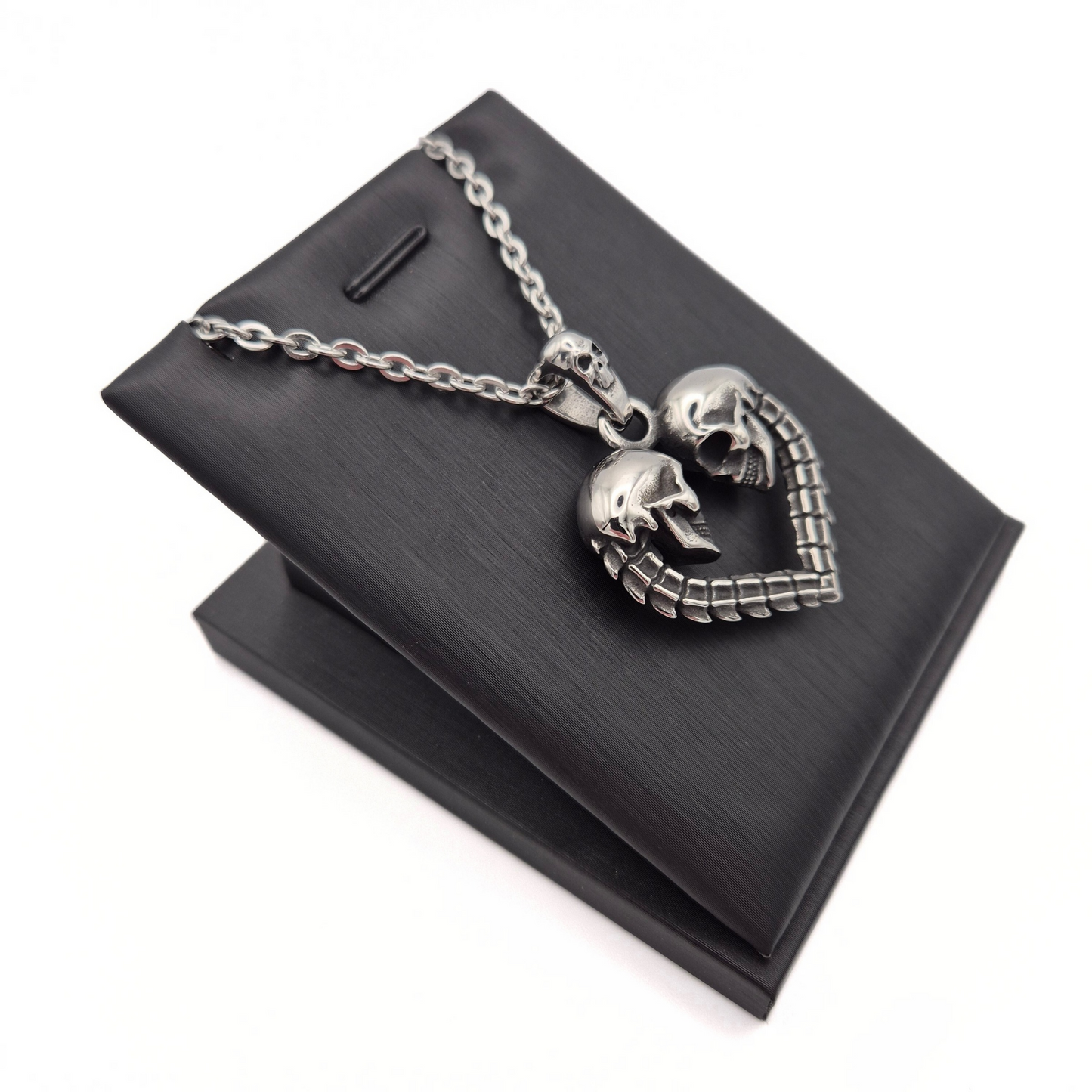Gravebound Heart Necklace