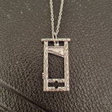 Small guillotine necklace